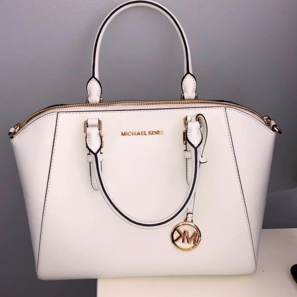 Micheal Kors Purse